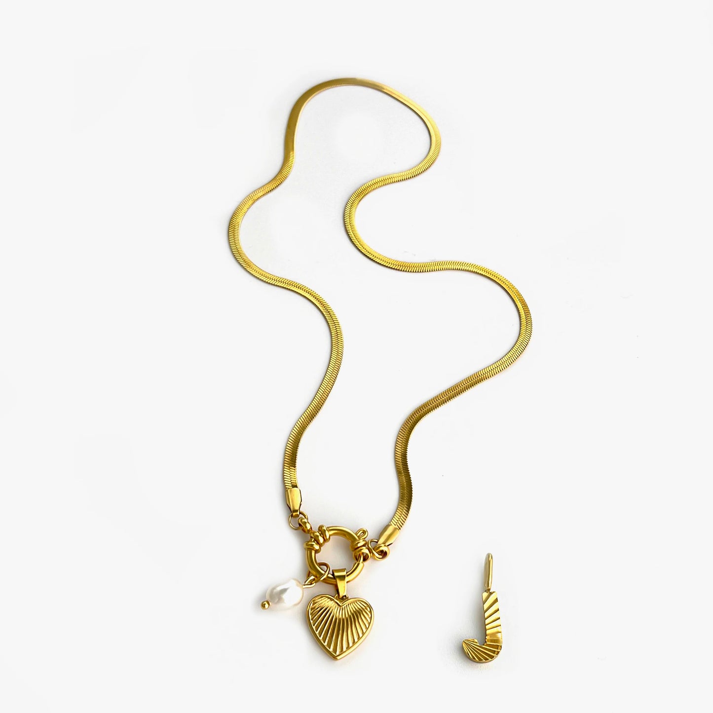 Freshwater Pearl Charm Necklace